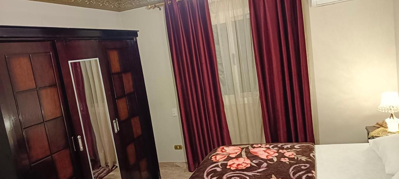 Apartment شقه مفروشه فندقيه رائعه 220م مكيفه معقمه انترنت مجاني السكن للعائلات والأسر فقط وليس أفراد *